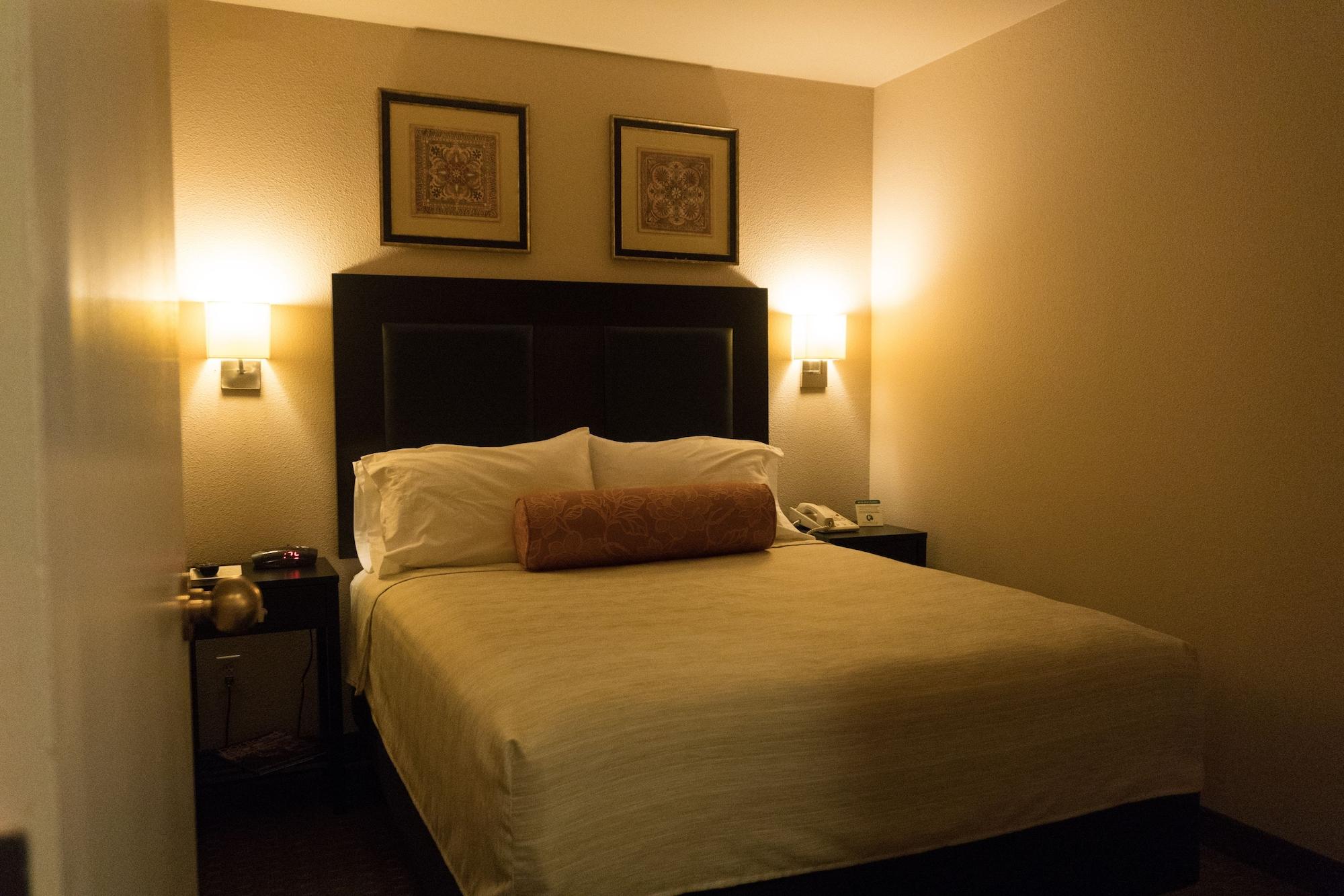 Monarch Hotel & Conference Center Clackamas Esterno foto