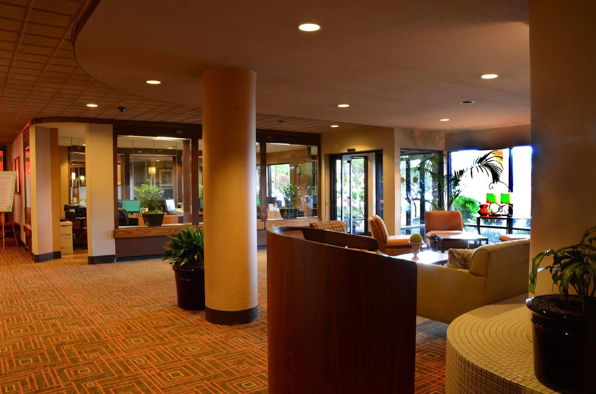 Monarch Hotel & Conference Center Clackamas Esterno foto