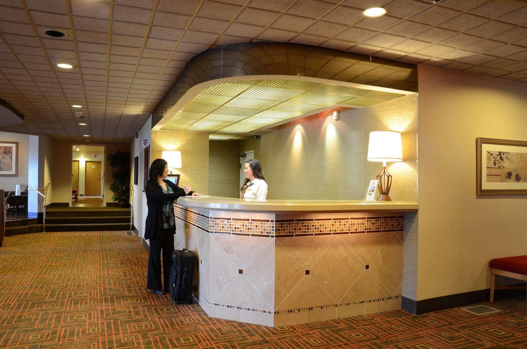 Monarch Hotel & Conference Center Clackamas Esterno foto